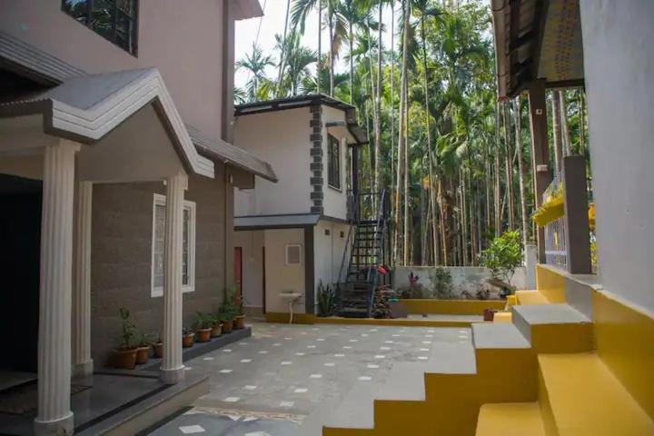 Bri Mansion Hotel Dawki Exterior photo